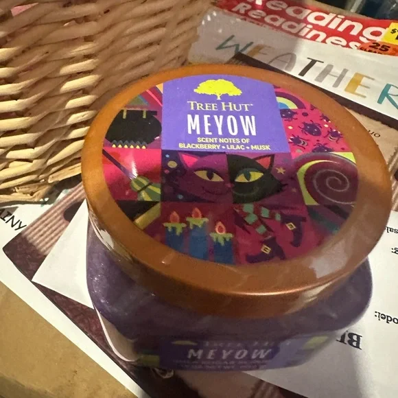 Tree Hut Meyow Shea Sugar Scrub - Purple - Picture 2 of 2